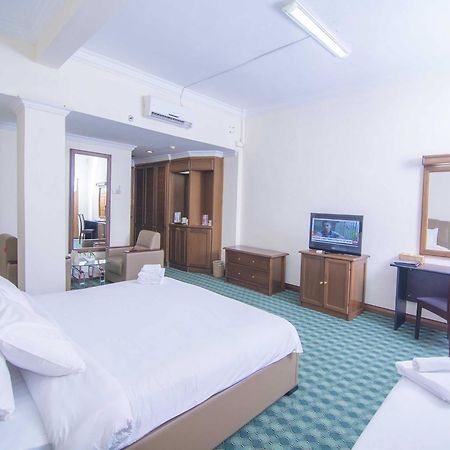 Asia Plaza Hotel Yangon Eksteriør bilde