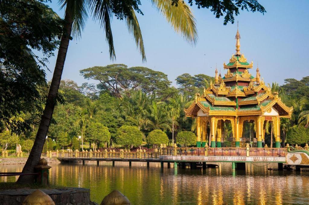 Asia Plaza Hotel Yangon Eksteriør bilde
