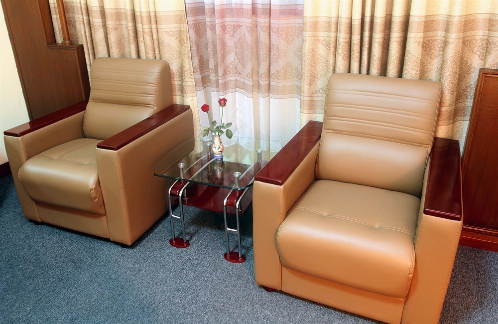 Asia Plaza Hotel Yangon Eksteriør bilde