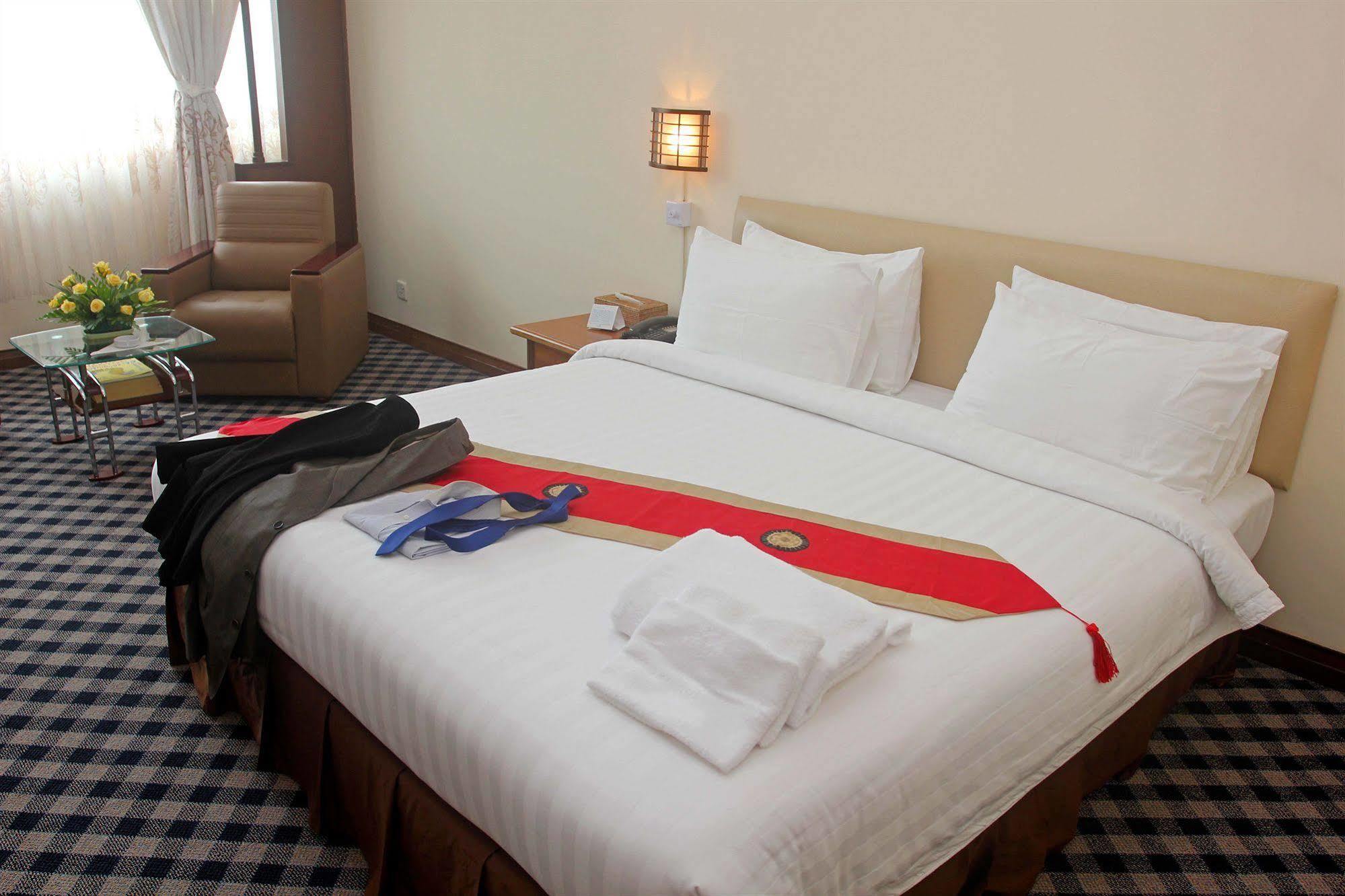 Asia Plaza Hotel Yangon Eksteriør bilde
