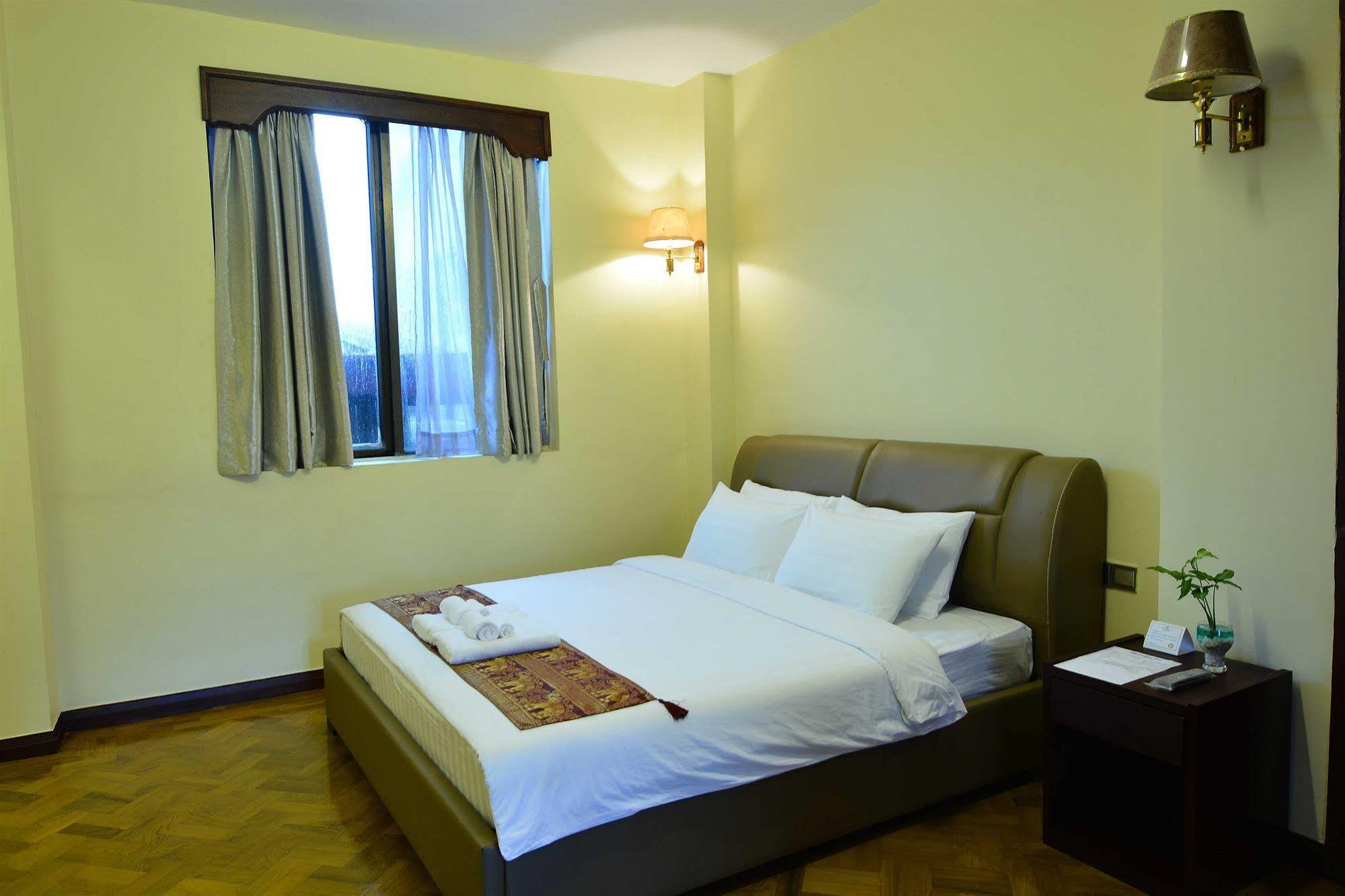 Asia Plaza Hotel Yangon Eksteriør bilde