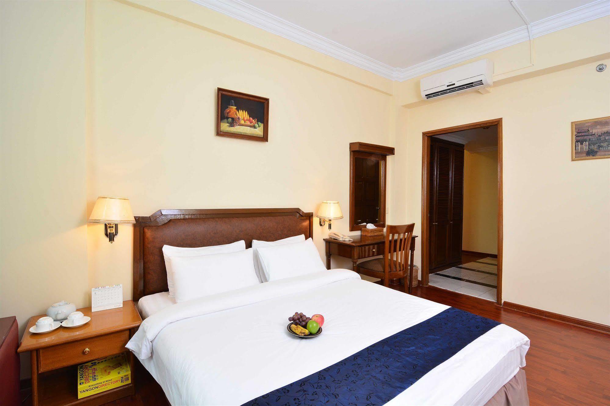 Asia Plaza Hotel Yangon Eksteriør bilde