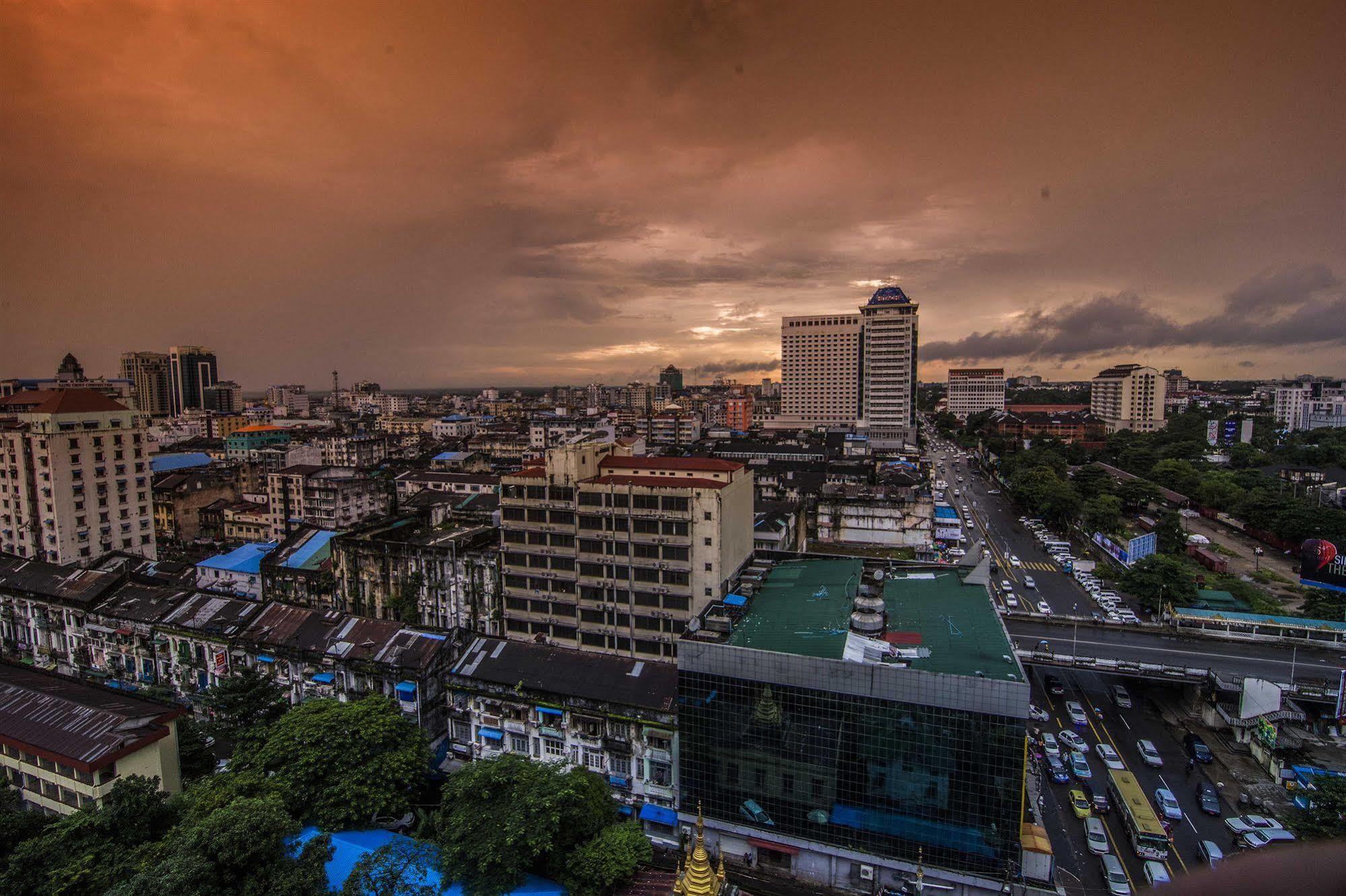 Asia Plaza Hotel Yangon Eksteriør bilde